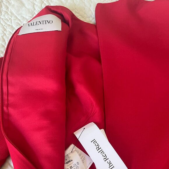 Lovely Valentino Red Wool & Silk Minidress - Size 6 - Picture 7 of 10